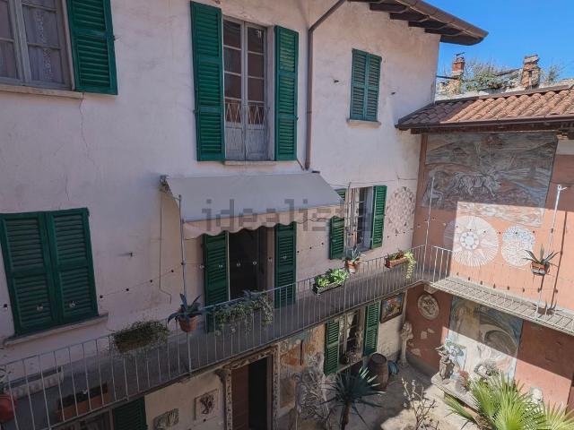 Casa in vendita a Creva, Luino