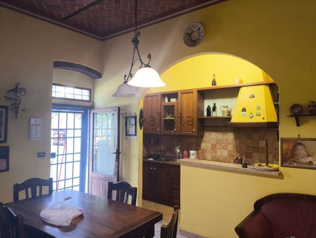 Casa in vendita a Monsummano Terme, Pistoia