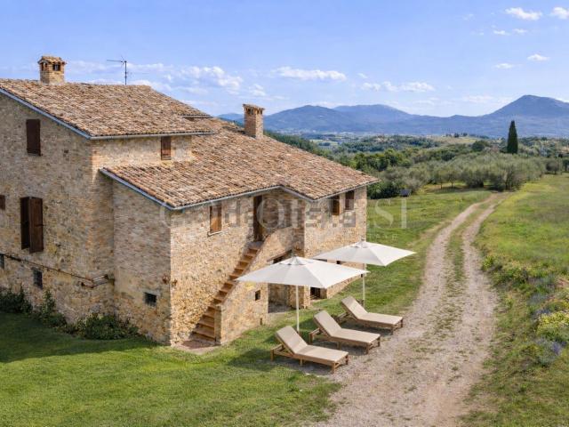 Casa in vendita a Montone, Umbria