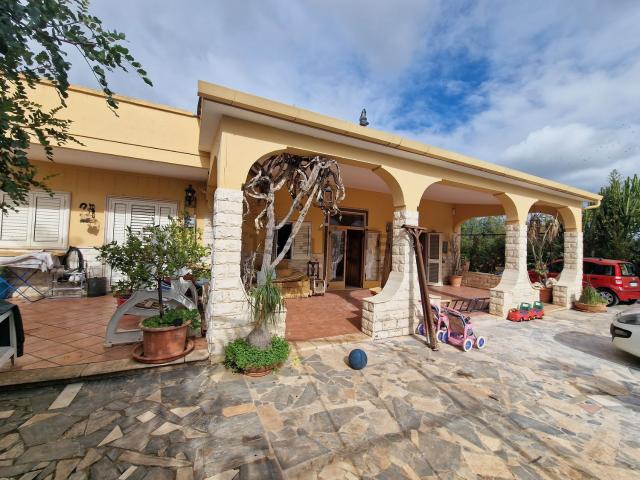 Casa in vendita a Puglia, Brindisi