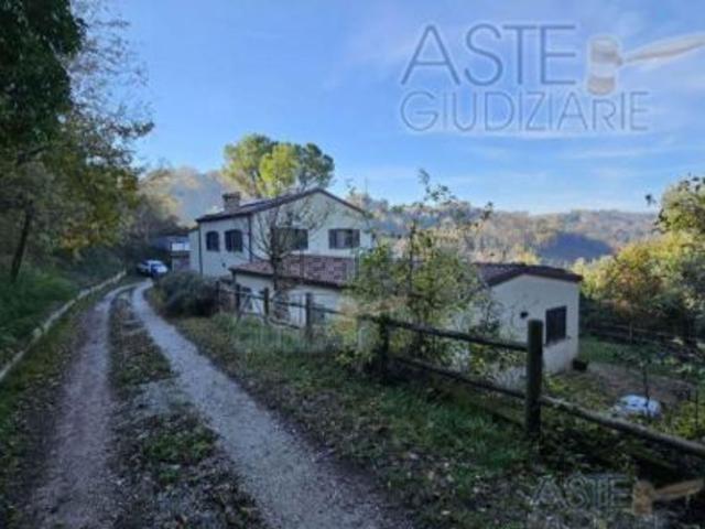 Casa in vendita a Marche, Ancona