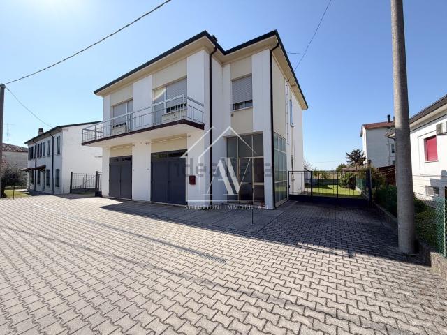 Casa in vendita a Unione dei comuni della Bassa Romagna, Bagnacavallo