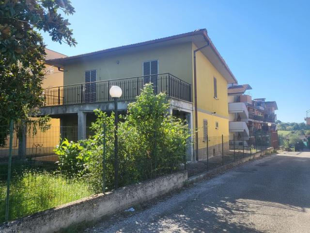 Casa in vendita a Roma Capitale, Lazio