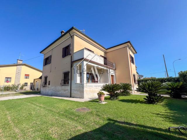 Casa in vendita a Unione dei comuni della Bassa Romagna, Alfonsine