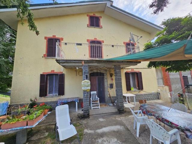 Casa in vendita a Albareto, Reggio Emilia