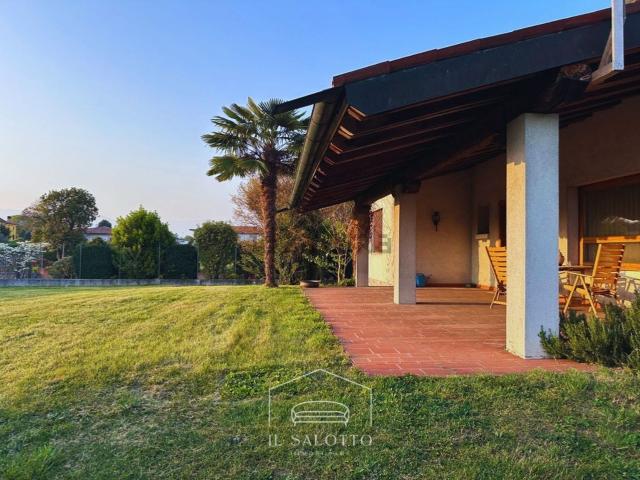 Casa in vendita a Rosà, Veneto