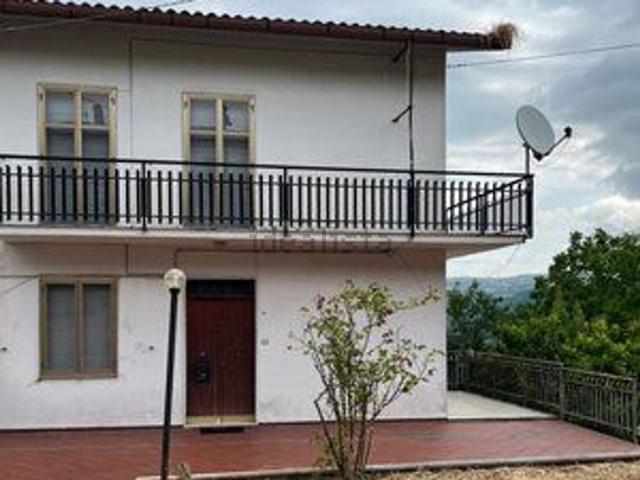 Casa in vendita a Pietrelcina, Campania