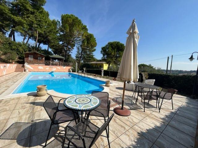 Casa in vendita a Marche, Ancona