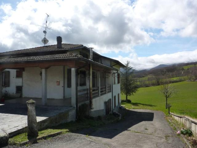 Casa in vendita a Appennino Reggiano, Re