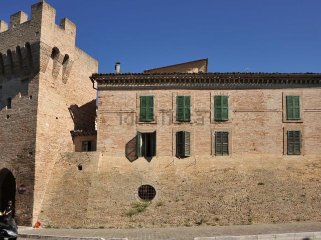 Casa in vendita a Tribunale, Marche