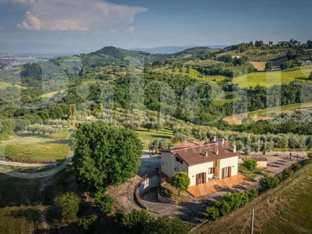 Casa in vendita a Montelaguardia, Perugia