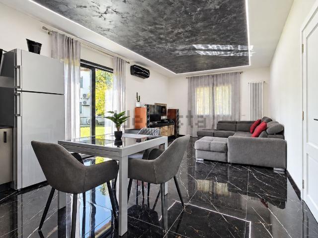 Casa in vendita a Pianezze, Vicenza