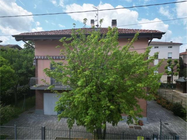 Casa in vendita a Tresinaro - Secchia, Re