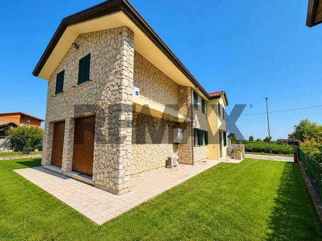 Casa in vendita a Carrara San Giorgio, Veneto