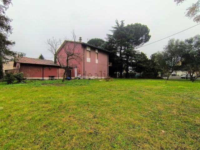 Casa in vendita a Unione dei comuni Valle del Savio, Cesenà
