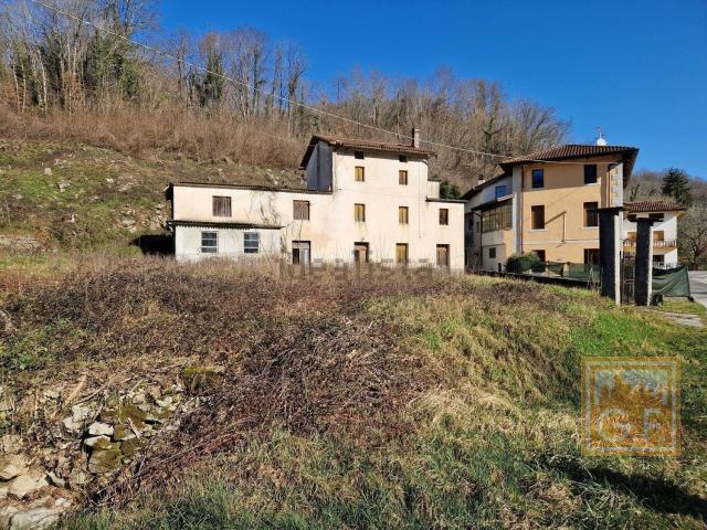 Casa in vendita a San Leonardo, Friuli-Venezia Giulia
