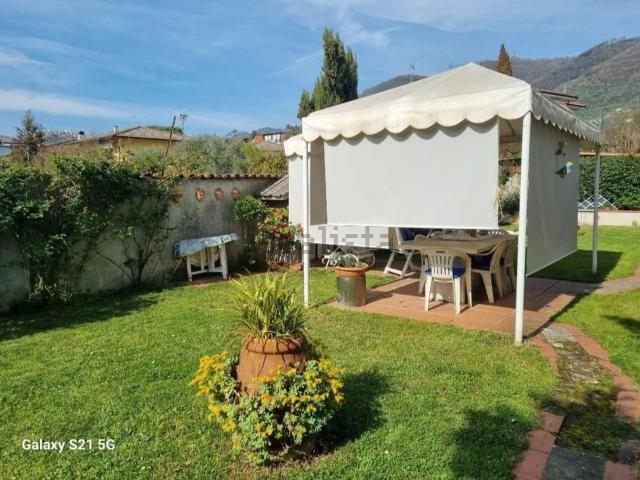 Casa in vendita a Carrara, Toscana
