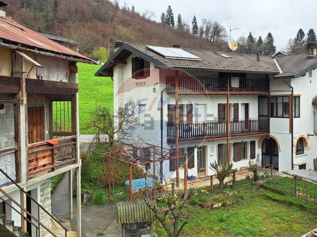 Casa in vendita a Sovramonte, Veneto