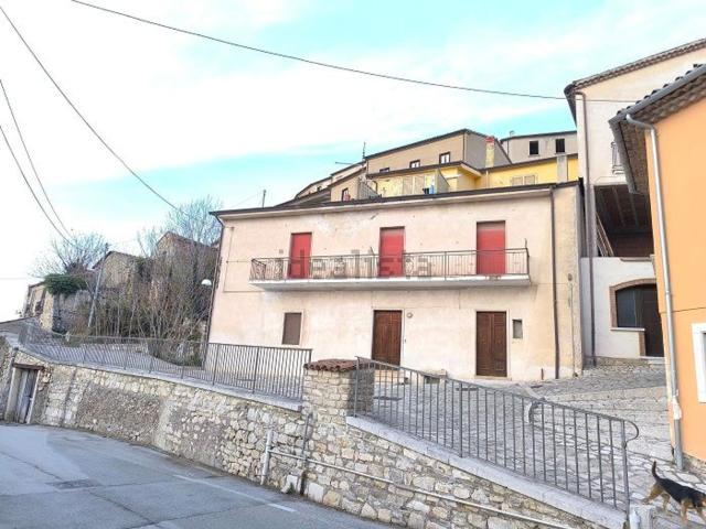 Casa in vendita a Gesualdo, Avellino
