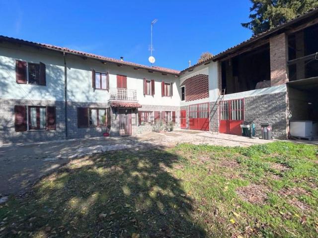 Casa in vendita a Piemonte, Asti