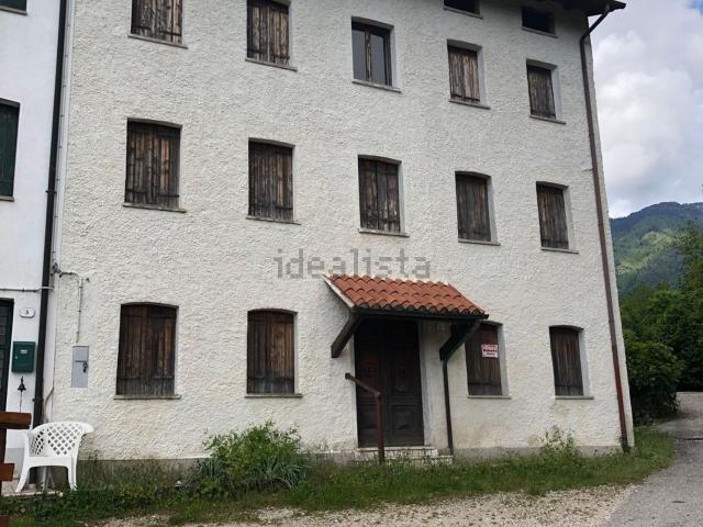 Casa in vendita a Laghi, Veneto