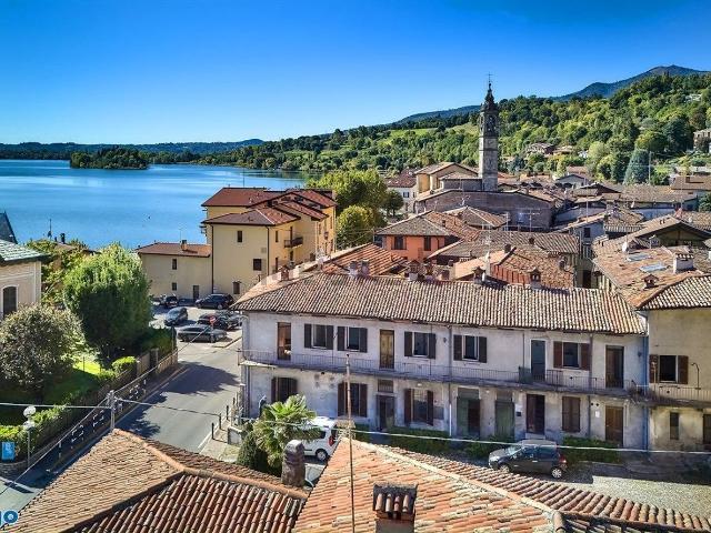 Casa in vendita a Pusiano, Lombardia