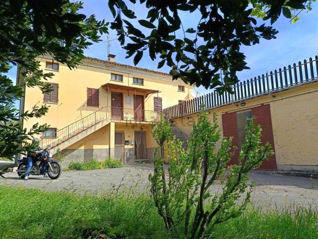 Casa in vendita a Isola, Marche