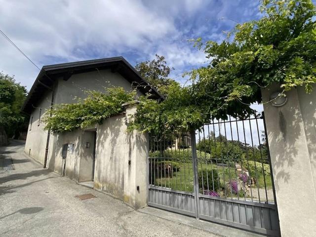 Casa in vendita a Pinerolo, Torino