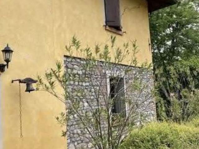 Casa in vendita a Unione di comuni Terre di Castelli, Savignano Sul Panaro