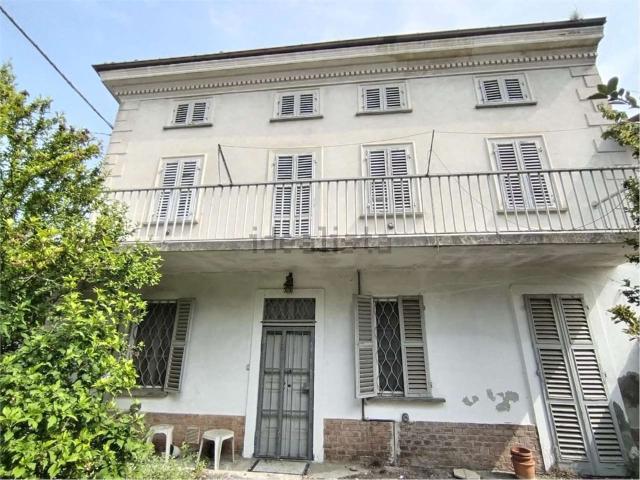 Casa in vendita a Quargnento, Alessandria