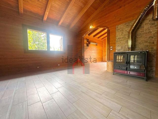 Casa in vendita a Unione di Comuni della Romagna Forlivese, Predappio