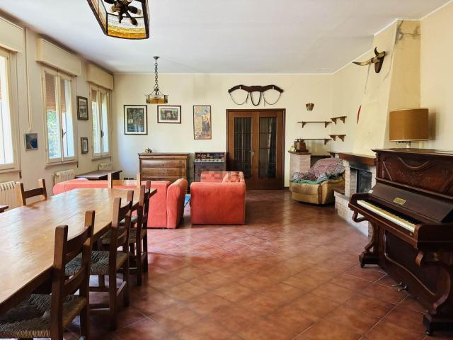 Casa in vendita a Moglia, Lombardia