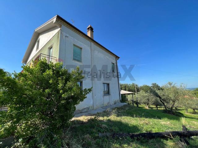 Casa in vendita a Bucchianico, Abruzzo