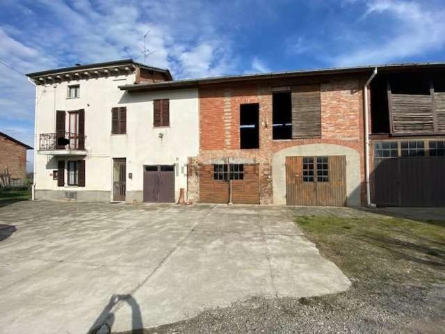 Casa in vendita a Piemonte, Alessandria