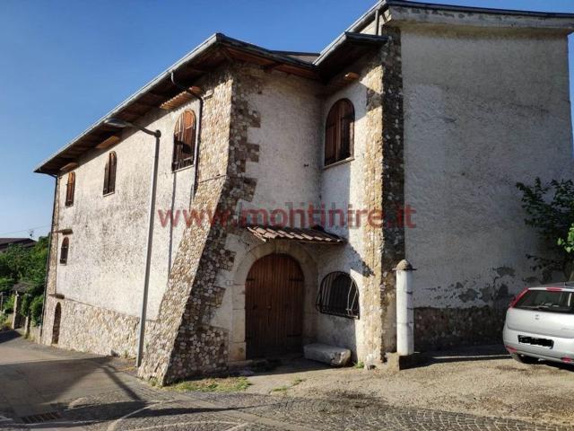 Casa in vendita a Sant'angelo A Cupolo, Campania