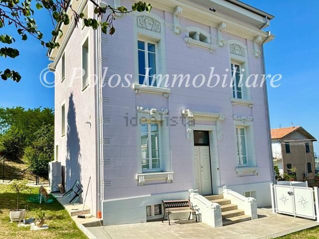 Casa in vendita a Marche, Fermo