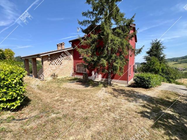 Casa in vendita a Tirolini, Lugagnano Val d'Arda