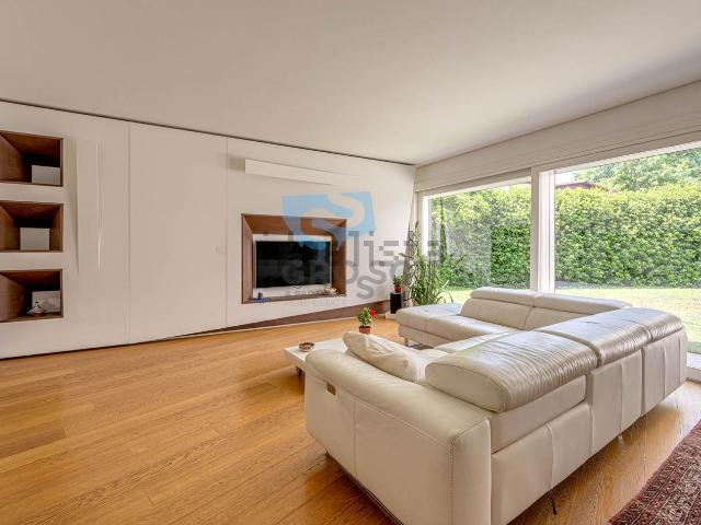 Casa in vendita a Ponzano Veneto, Treviso