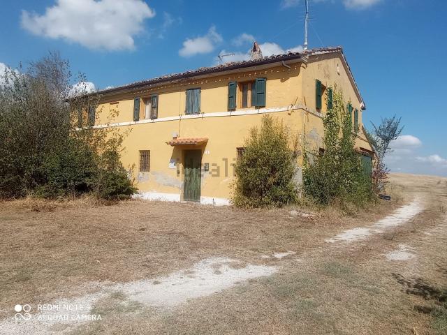 Casa in vendita a Pesaro, Ginestreto