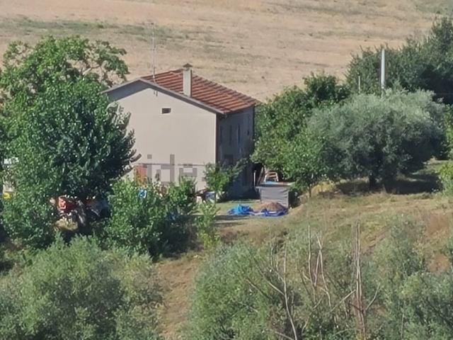 Casa in vendita a Marche, Pesaro E Urbino