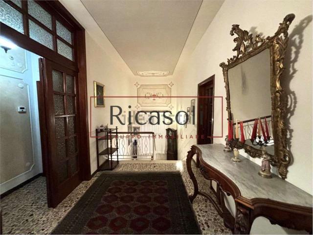 Casa in vendita a Bientina, Toscana