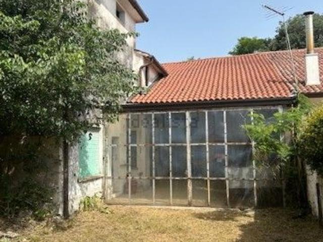 Casa in vendita a Castione, Loria