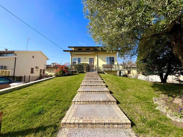 Casa in vendita a Porto Viro, Veneto