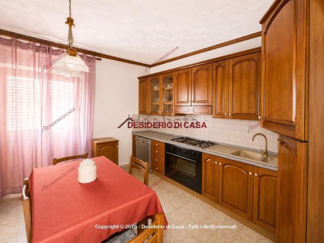Casa in vendita a Ventimiglia Di Sicilia, Sicilia