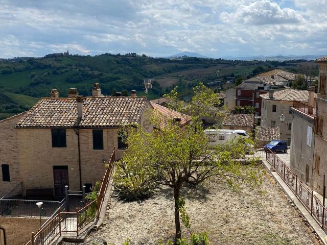 Casa in vendita a Marche, Fermo