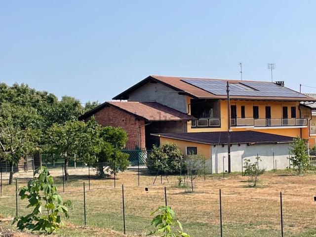 Casa in vendita a Barge, Cuneo