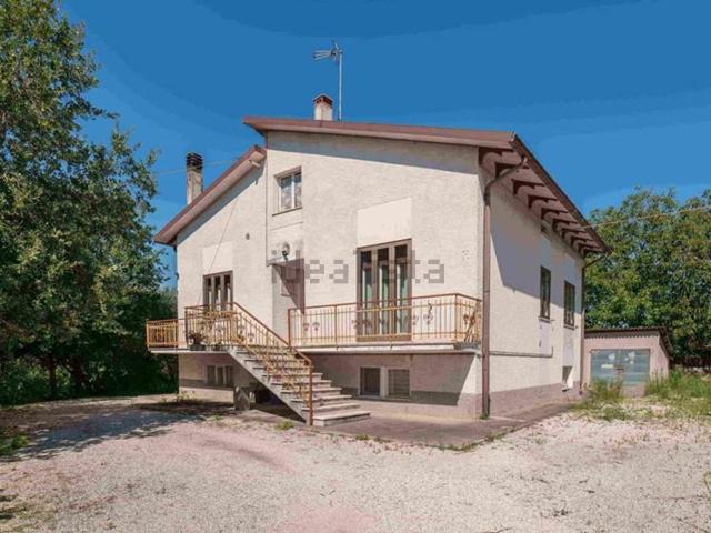 Casa in vendita a Castelvecchio, Marche