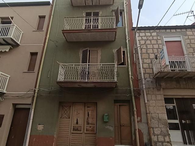 Casa in vendita a Mussomeli, Sicilia