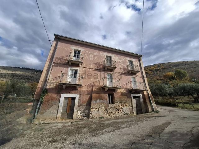 Casa in vendita a Pettorano Sul Gizio, Abruzzo
