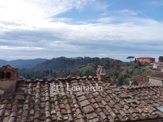 Casa in vendita a Camaiore, Toscana